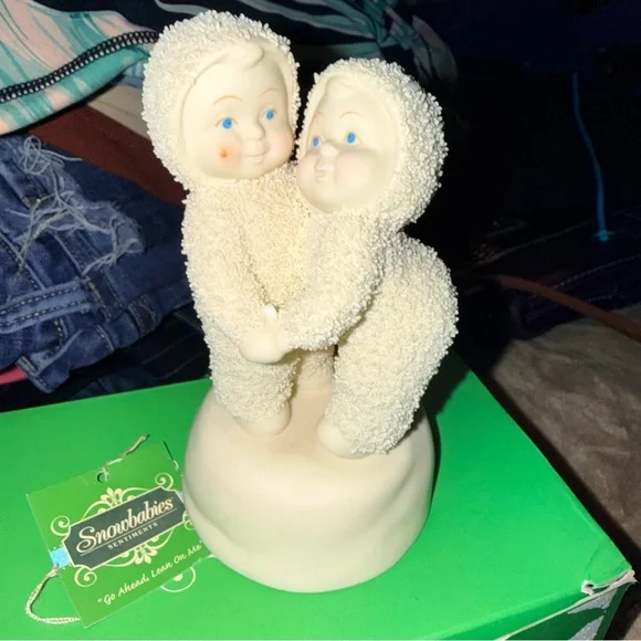 𝟐𝟎𝟎𝟕 𝐃𝐄𝐏𝐓 𝟓𝟔 𝐒𝐍𝐎𝐖𝐁𝐀𝐁𝐈𝐄𝐒 “𝐆𝐎 𝐀𝐇𝐄𝐀𝐃, 𝐋𝐄𝐀𝐍 𝐎𝐍 𝐌𝐄“. - Picture 2 of 7